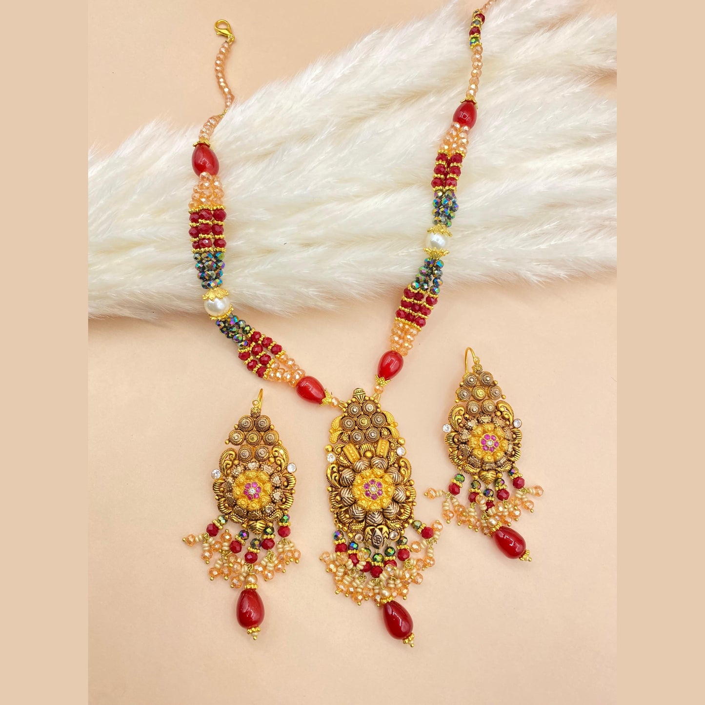 Royal Gold-Plated Mala Necklace Featuring Champagne Stones
