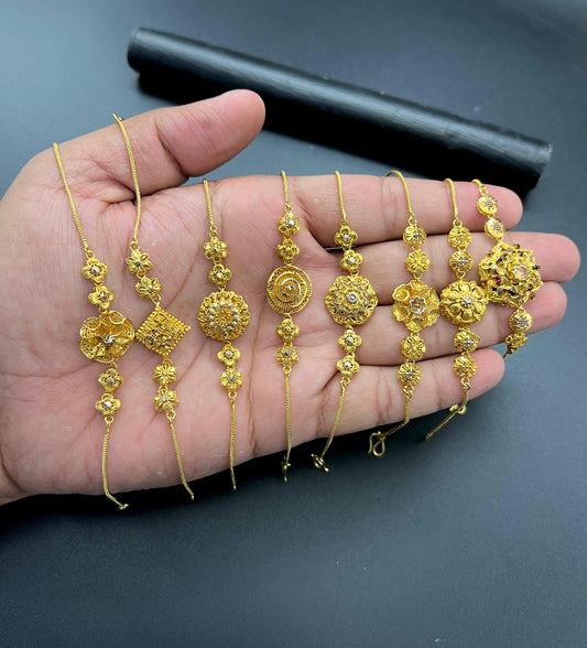 Beautiful Gold-Plated Bracelet Featuring Glossy Fine Finish