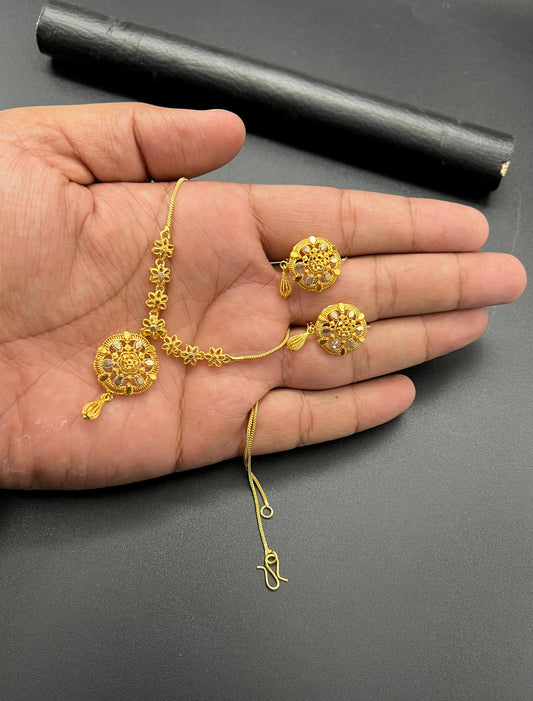 Gleaming Gold-Plated Pendant Set Featuring Real Zircons