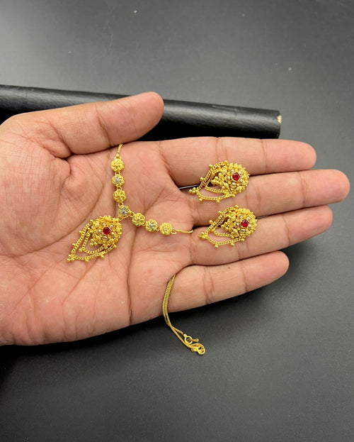 Elegant Gold-Plated Pendant Set with Authentic Zircons