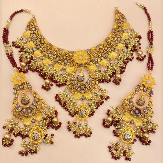 Opulent Maroon Zircon Stone Necklace Set in Gold Polish